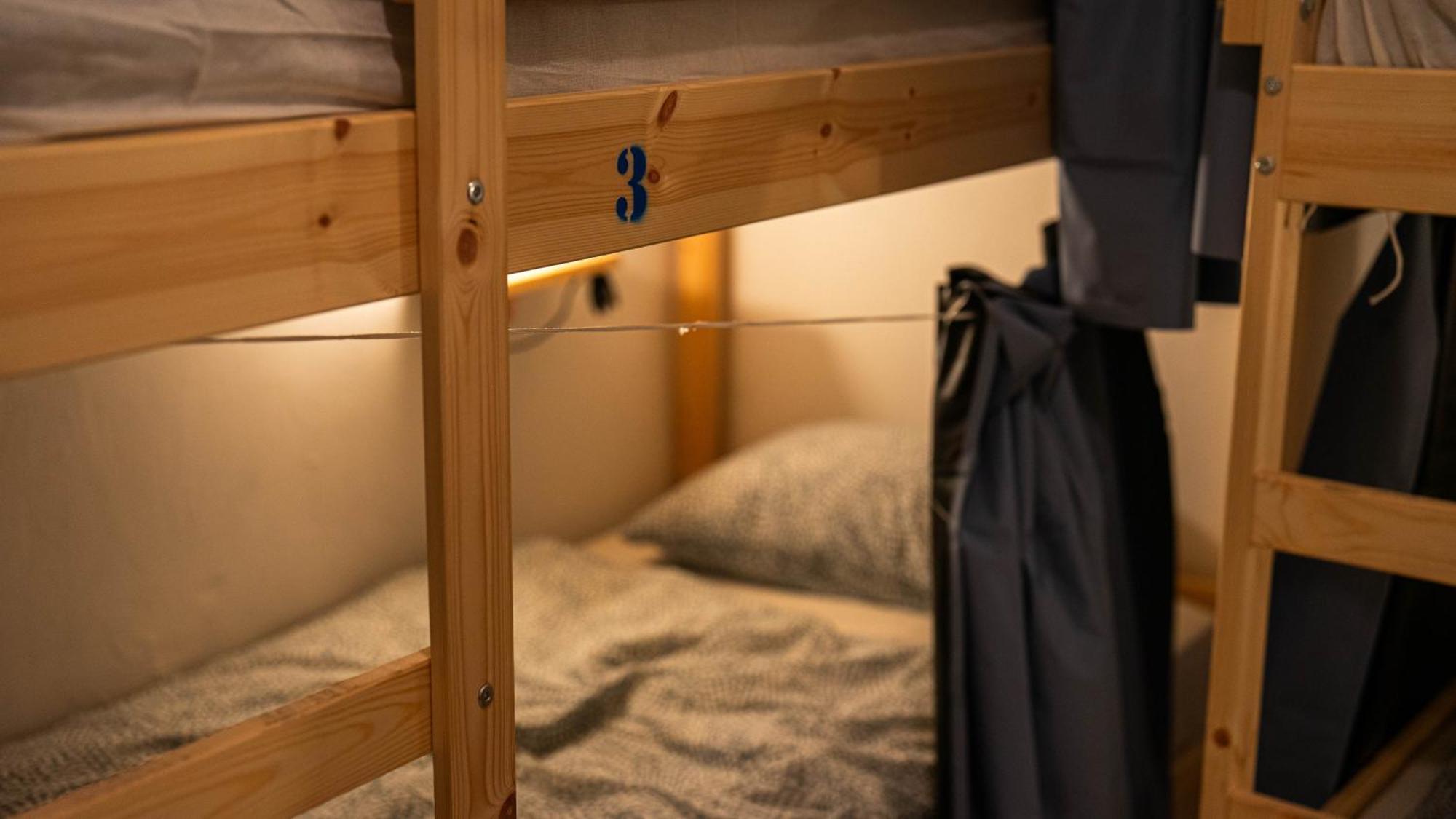 Dona Rose Surf Hostel *